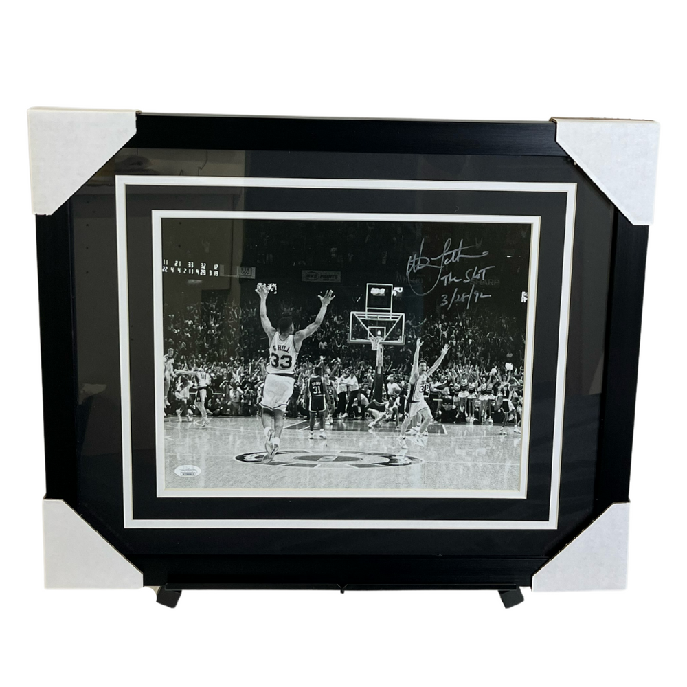 Christian Laettner Signed & Professionally Framed 11x14 Photo
