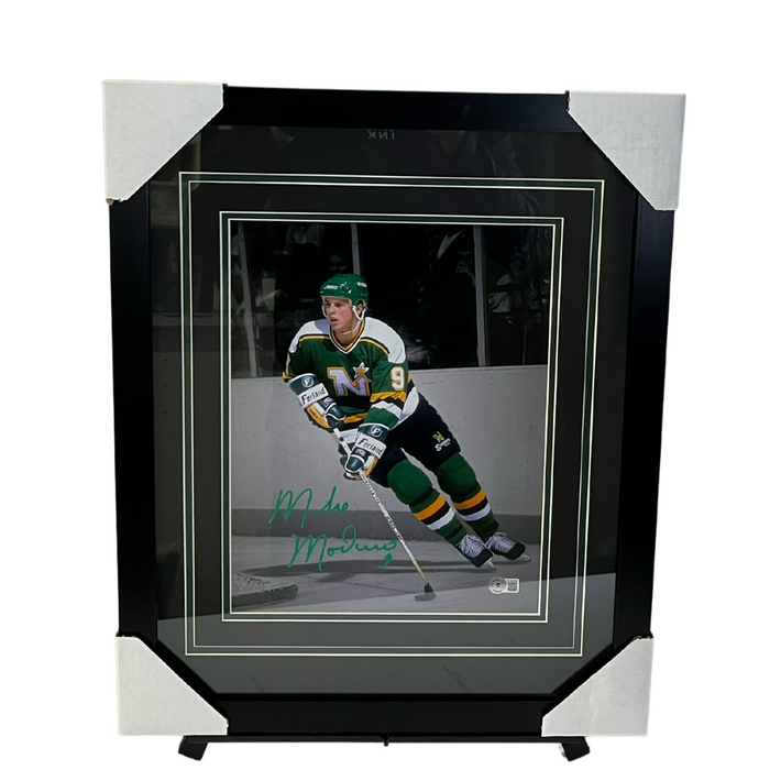 Mike Modano Spotlight Vertical Signed & Professionally Framed 11x14 Photo
