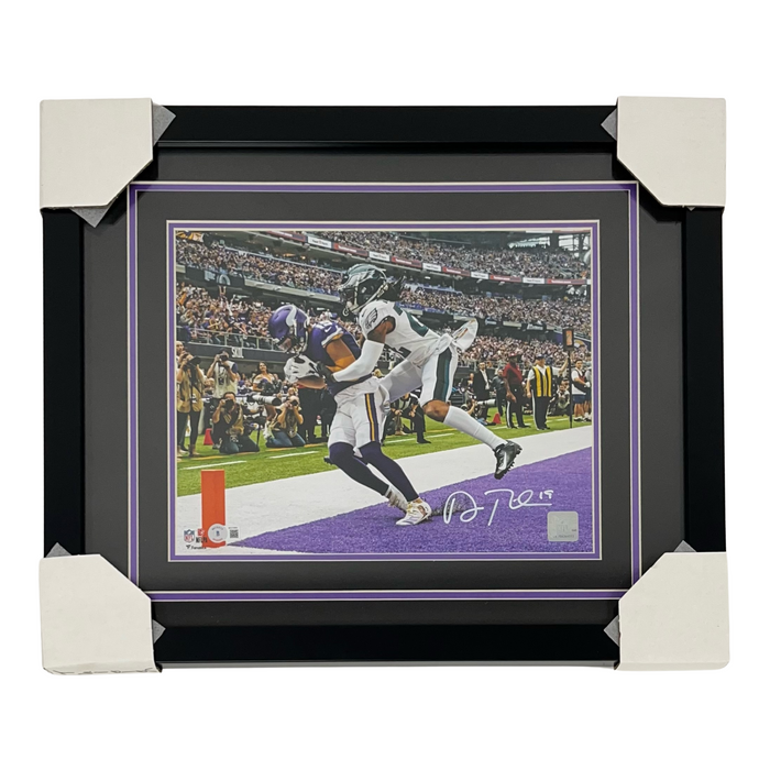 Adam Thielen,#3,vs Eagles Signed & Professionally Framed 11x14 Photo